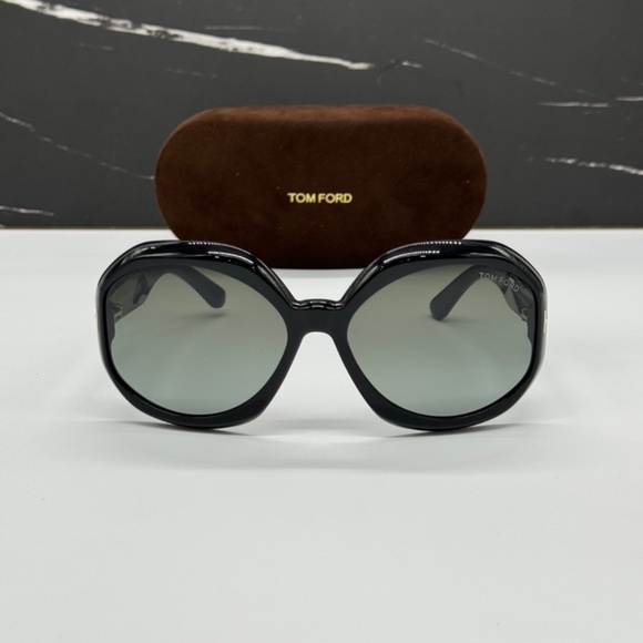 NEW TOM FORD TF1011 01B WOMEN SUNGLASSES TOM FORD GEORGIA-02 FT1011/S 01B - Picture 1 of 11